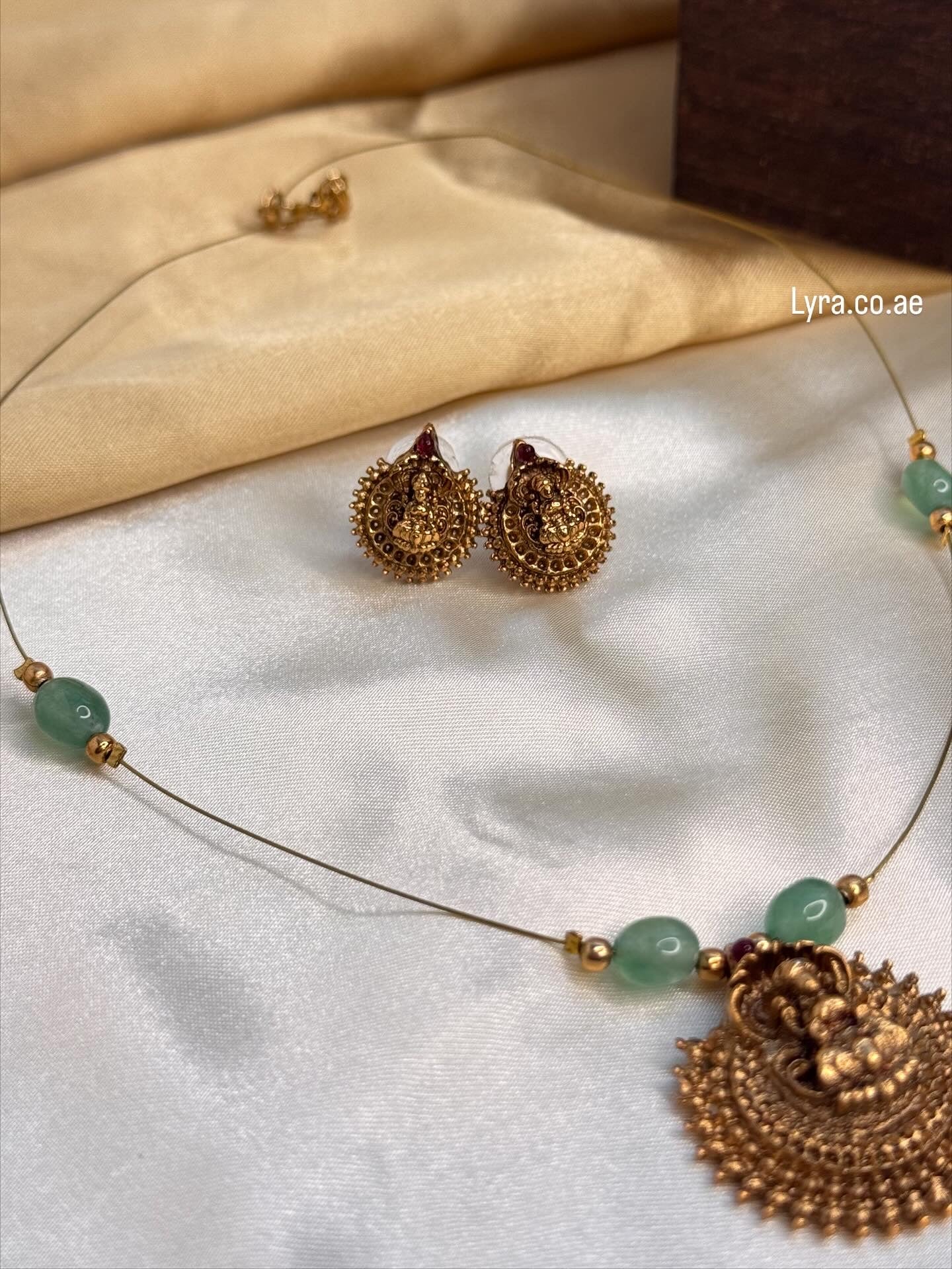 Invisible Lakshmi Set