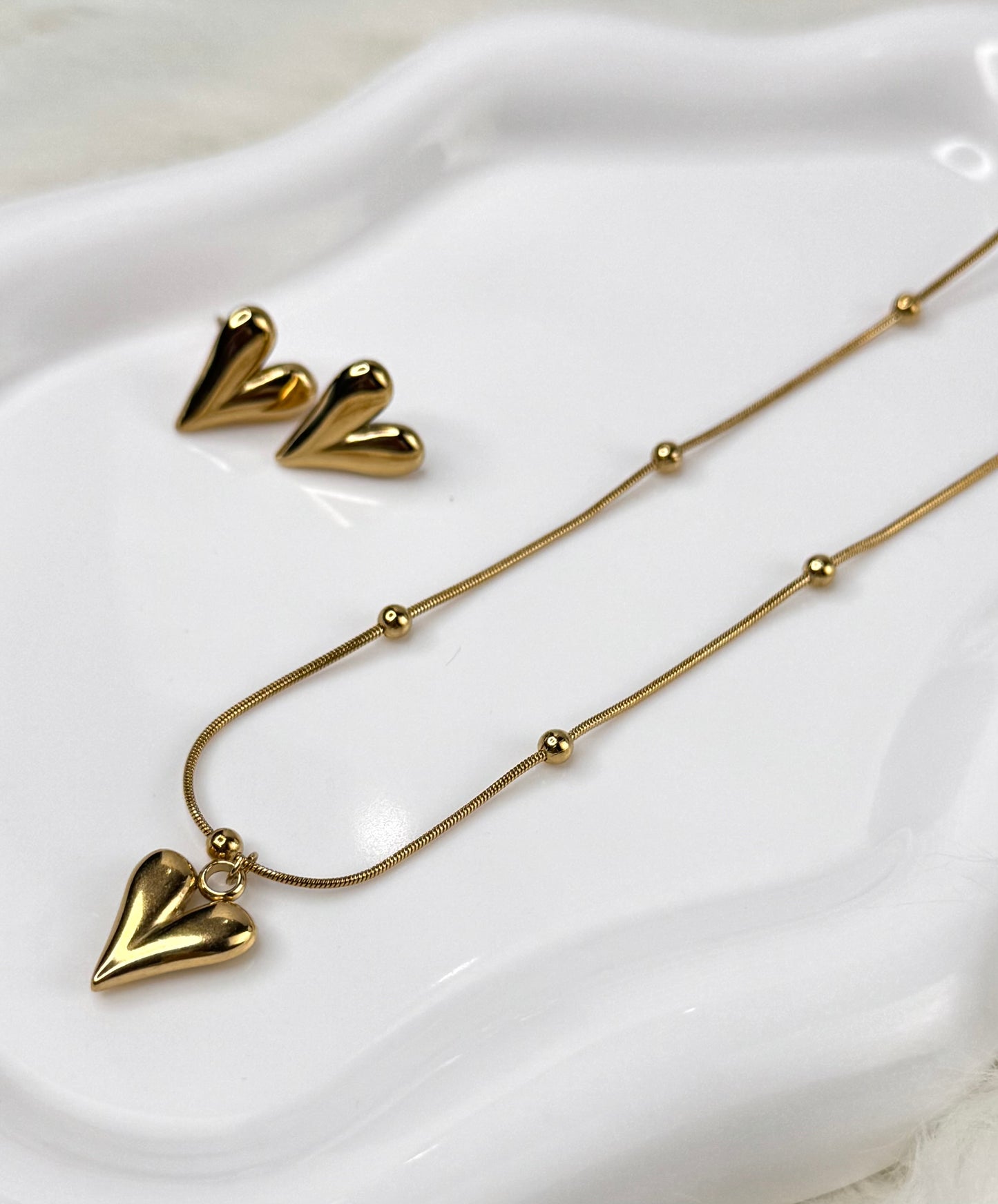 Love chain set