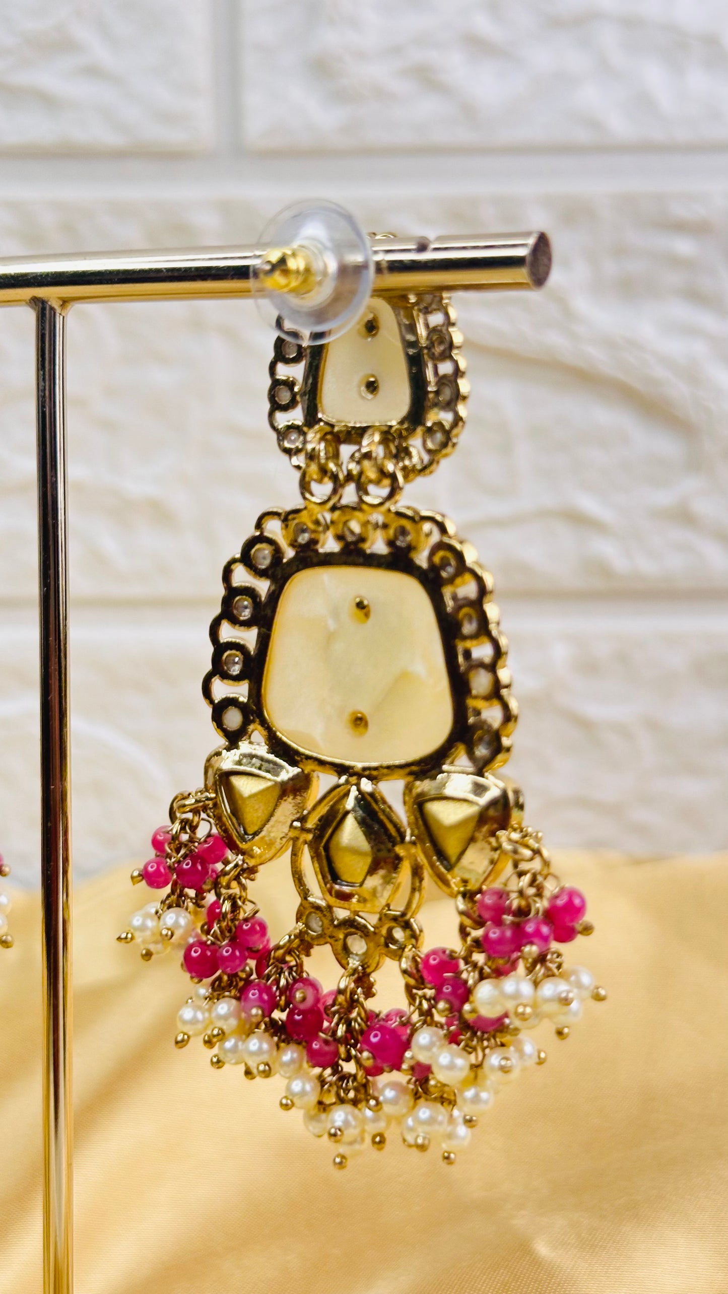 Gulnaz Kundan Chandbali