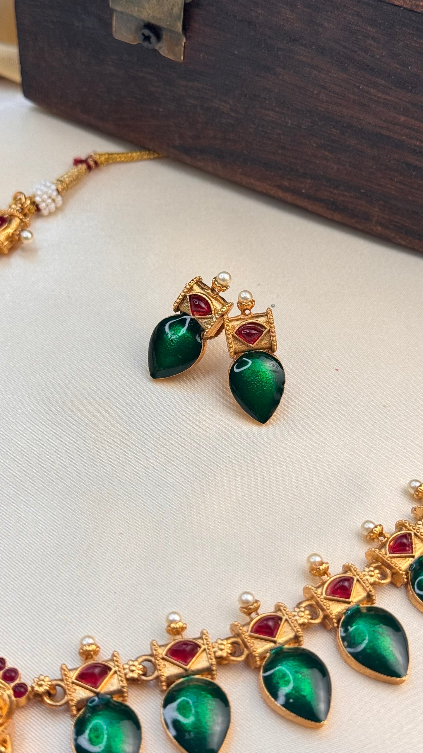 Palakka Maanga Necklace Set