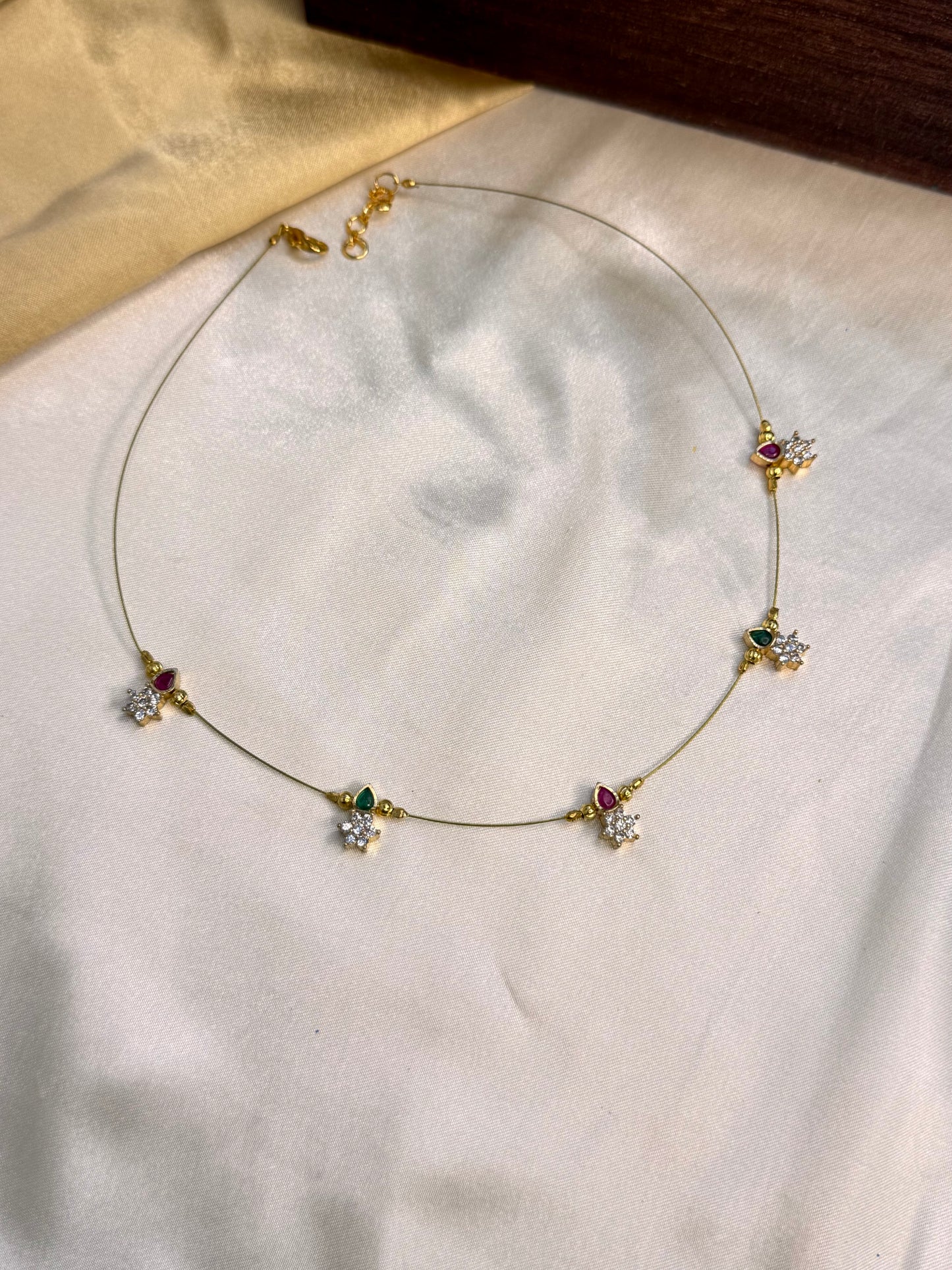 Invisible snow flakes chain