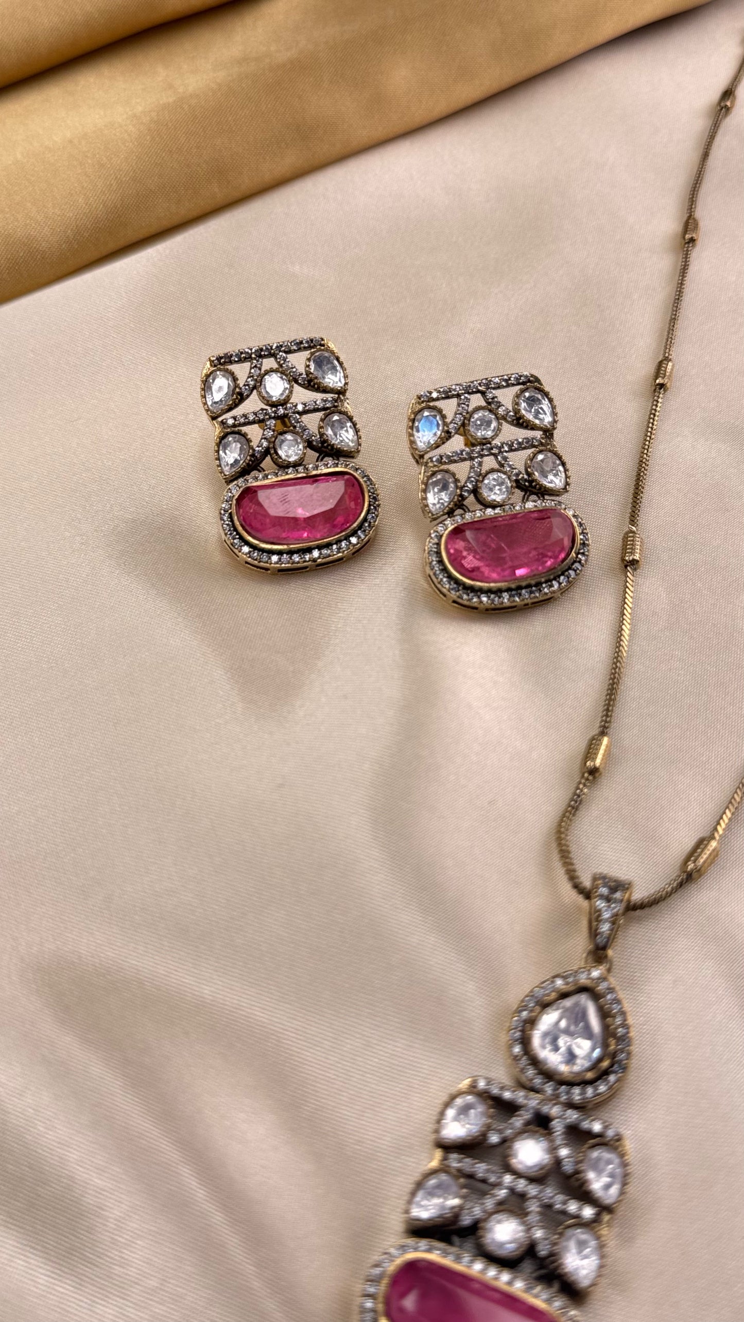 Premium Single Layer Moissonite Pendant Set