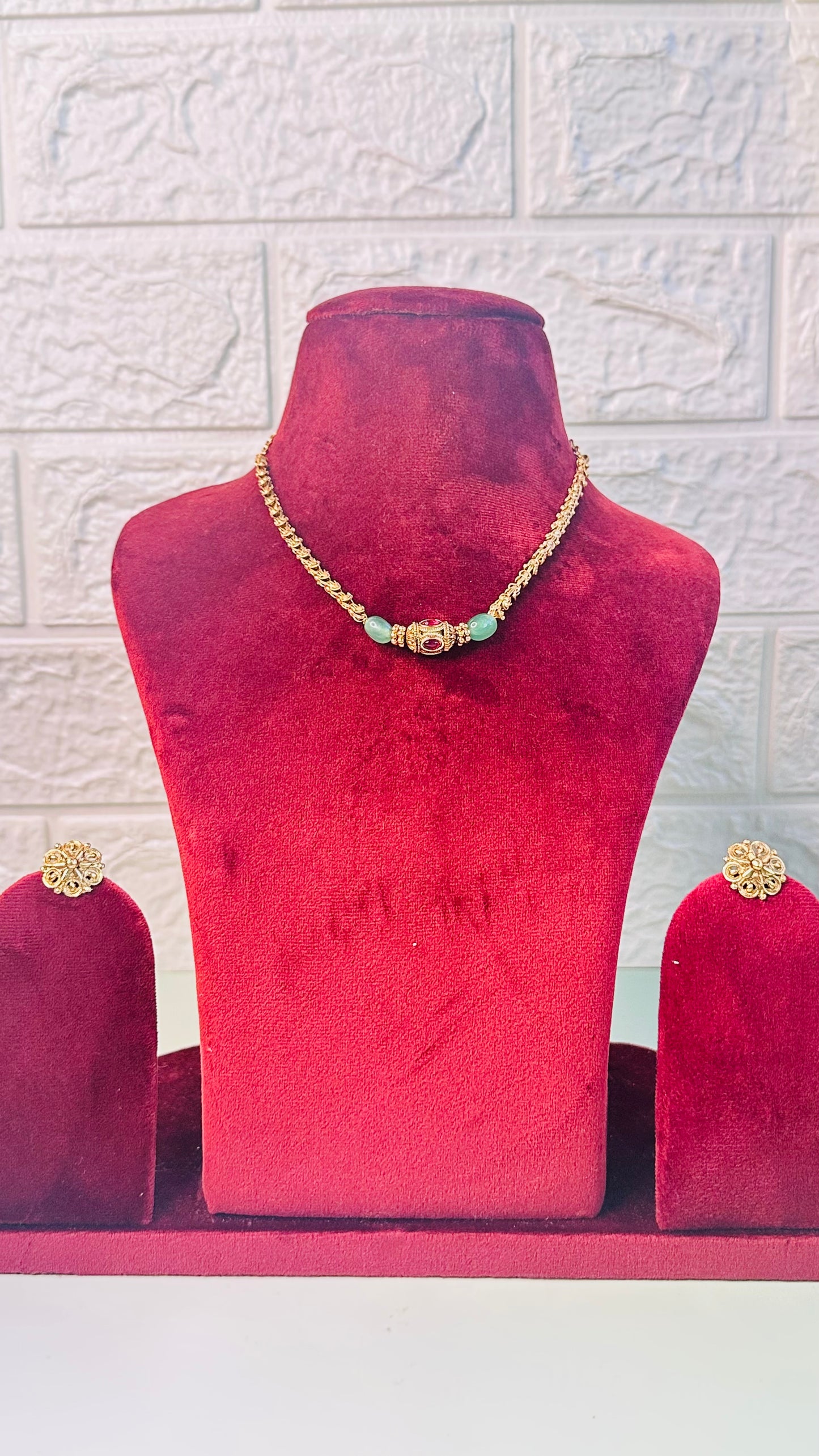 Gold replica necklace set