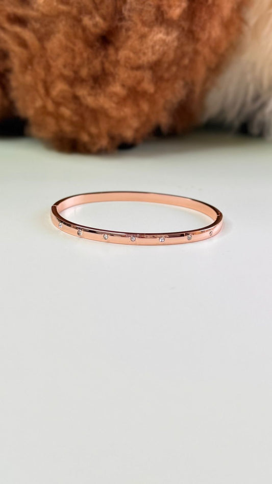 Simple stone Cuff