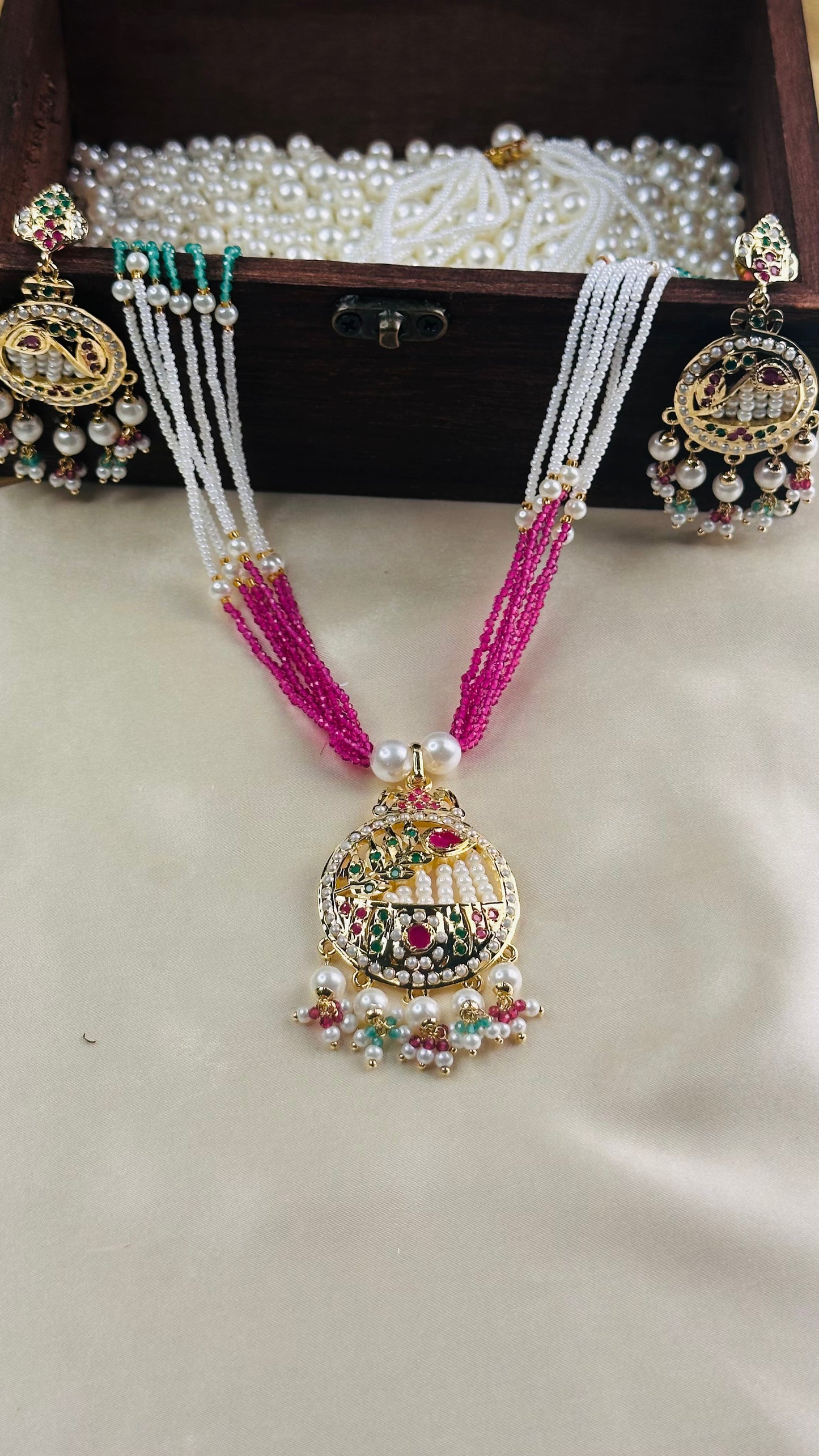 Began pearl Jadau Haram green purple