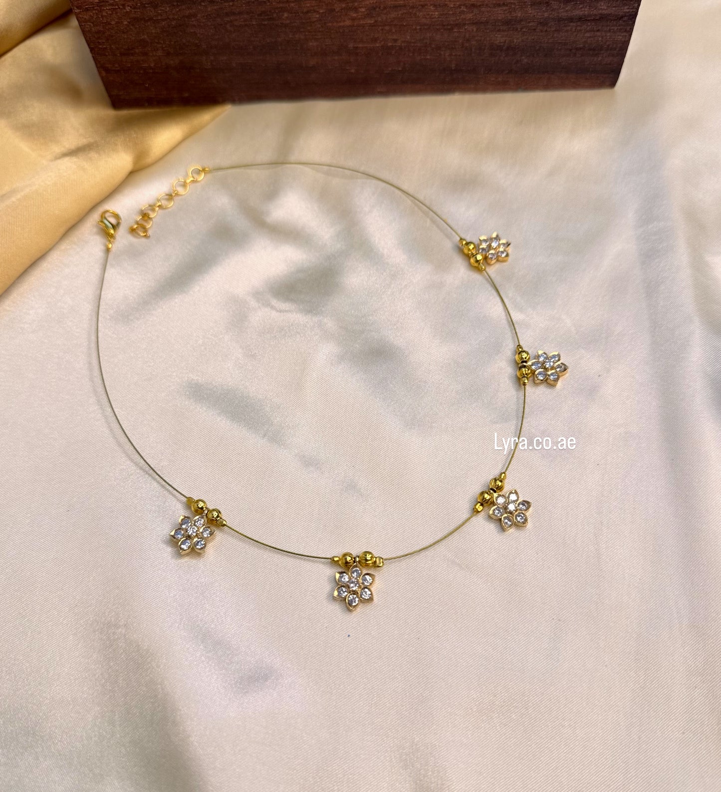 Invisible Flower chain