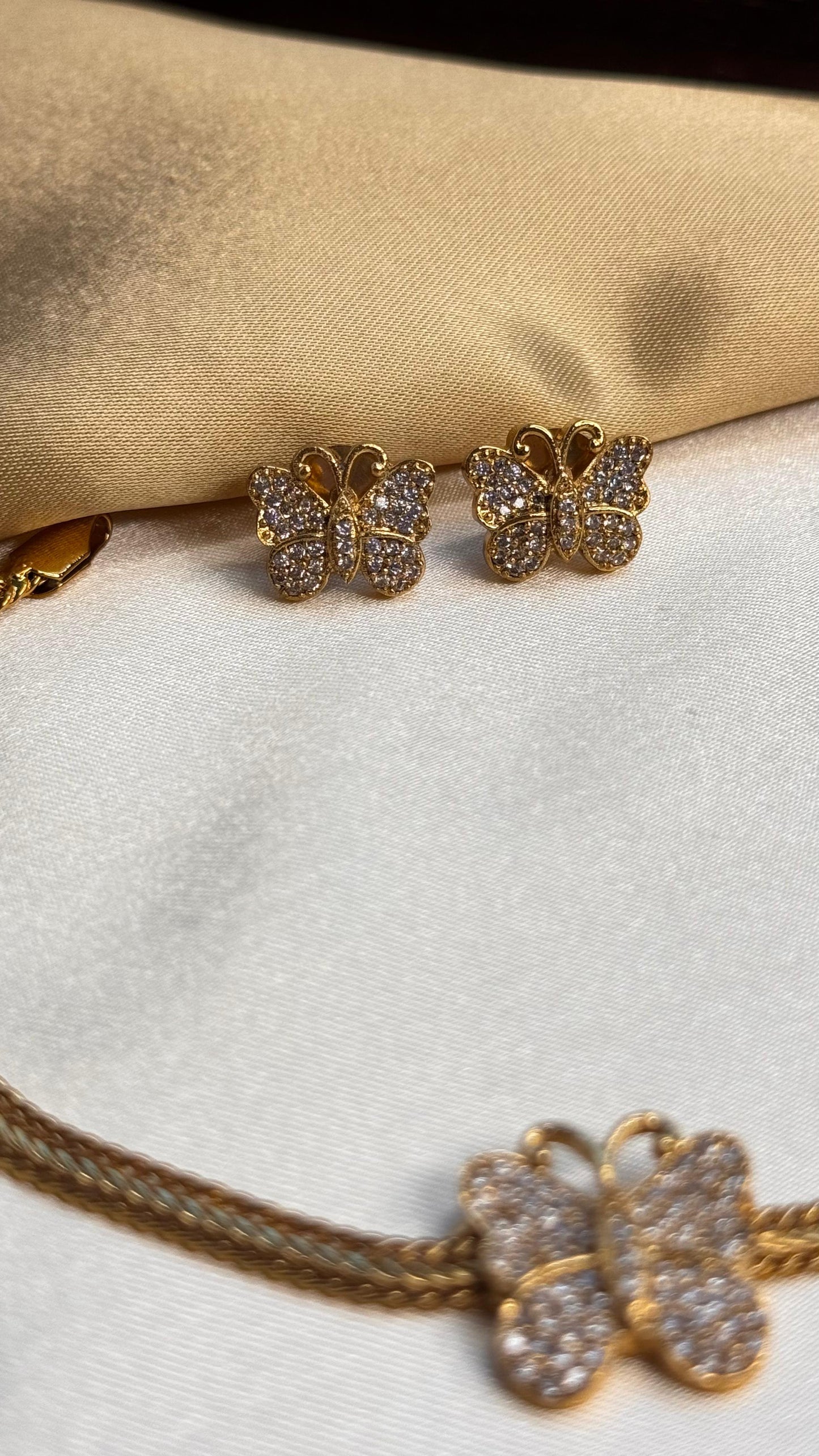 Thumbi Attigai necklace Set