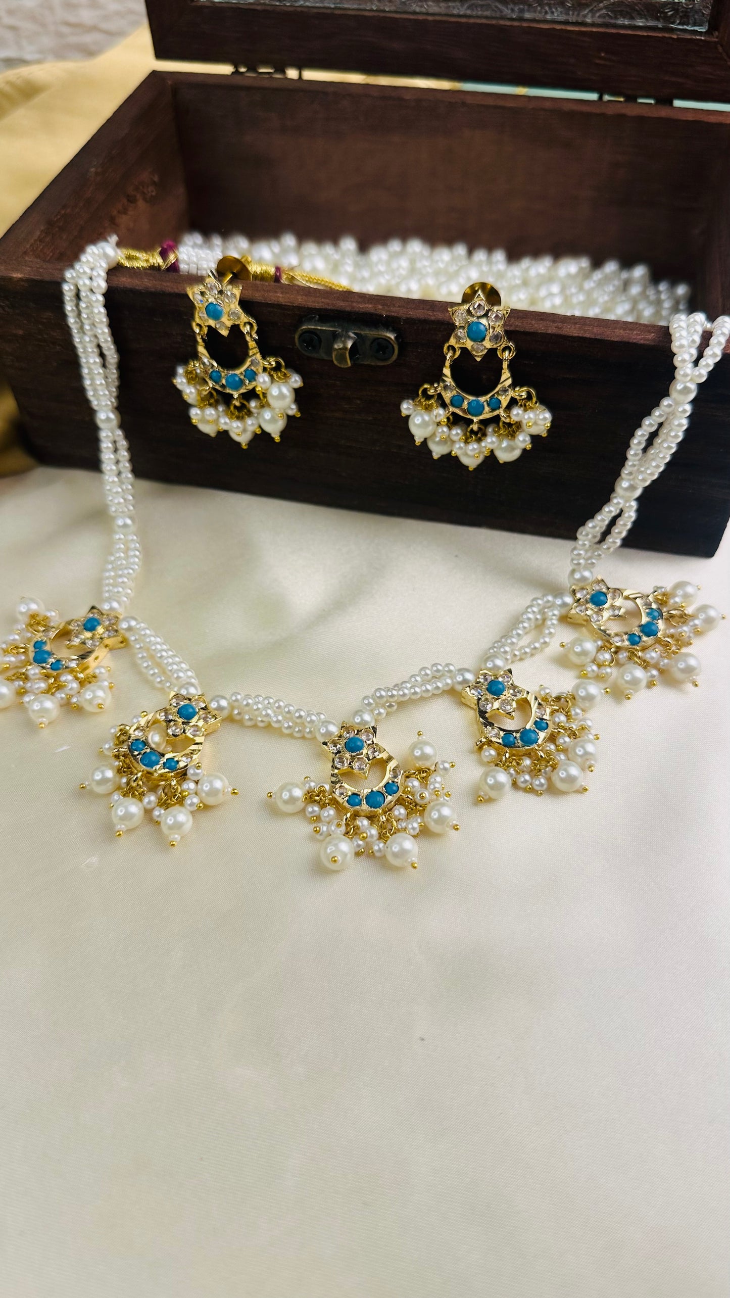 Mughal Chandini Necklace teal blue Set