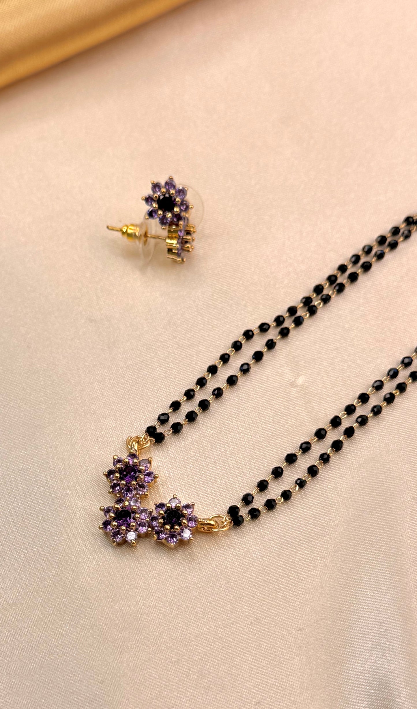 Mangalsutra- Triple Flower -Long Set