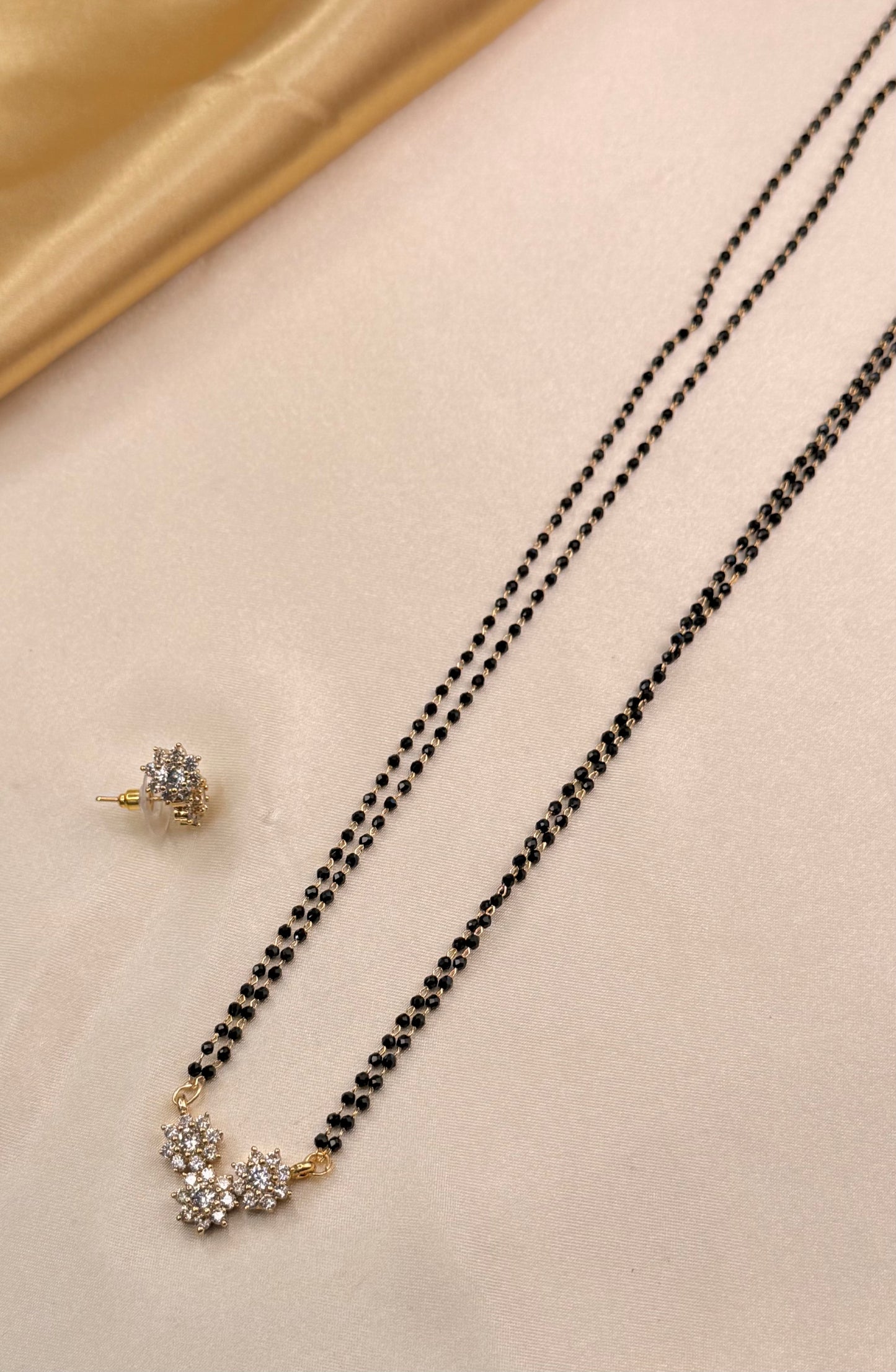 Mangalsutra- Triple Flower -Long Set