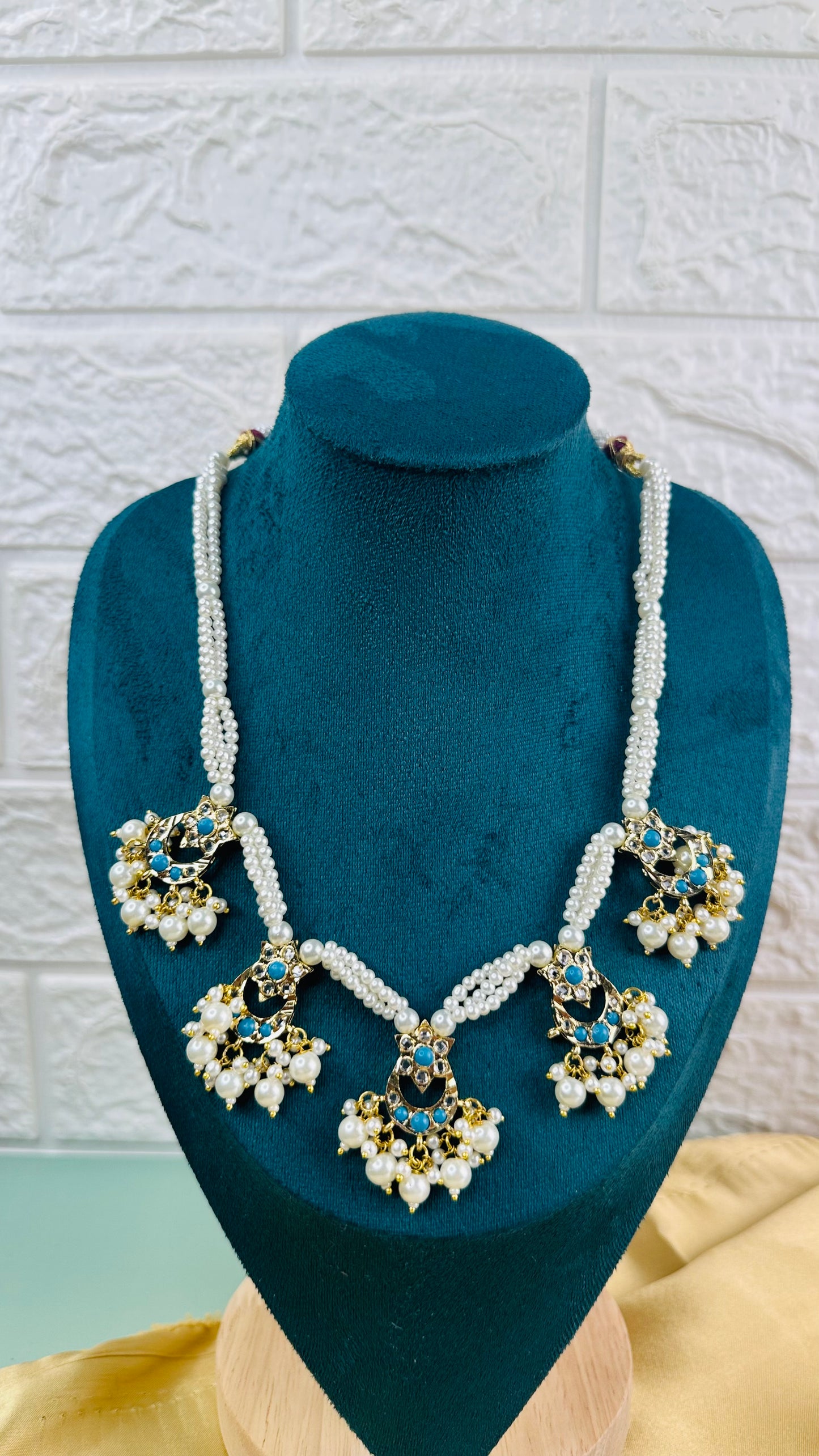 Mughal Chandini Necklace teal blue Set