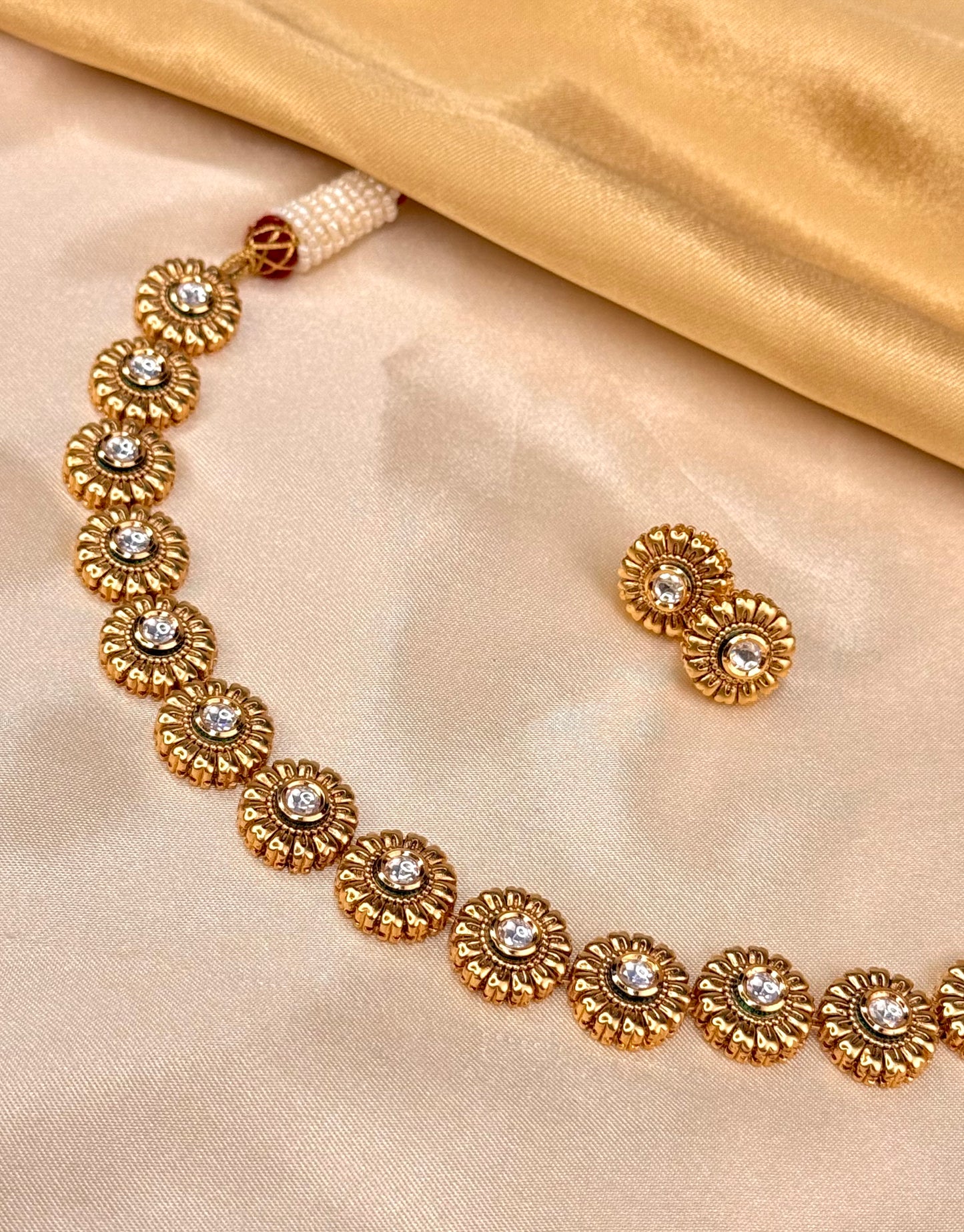Flower  Moissonite Kundan Necklace Set