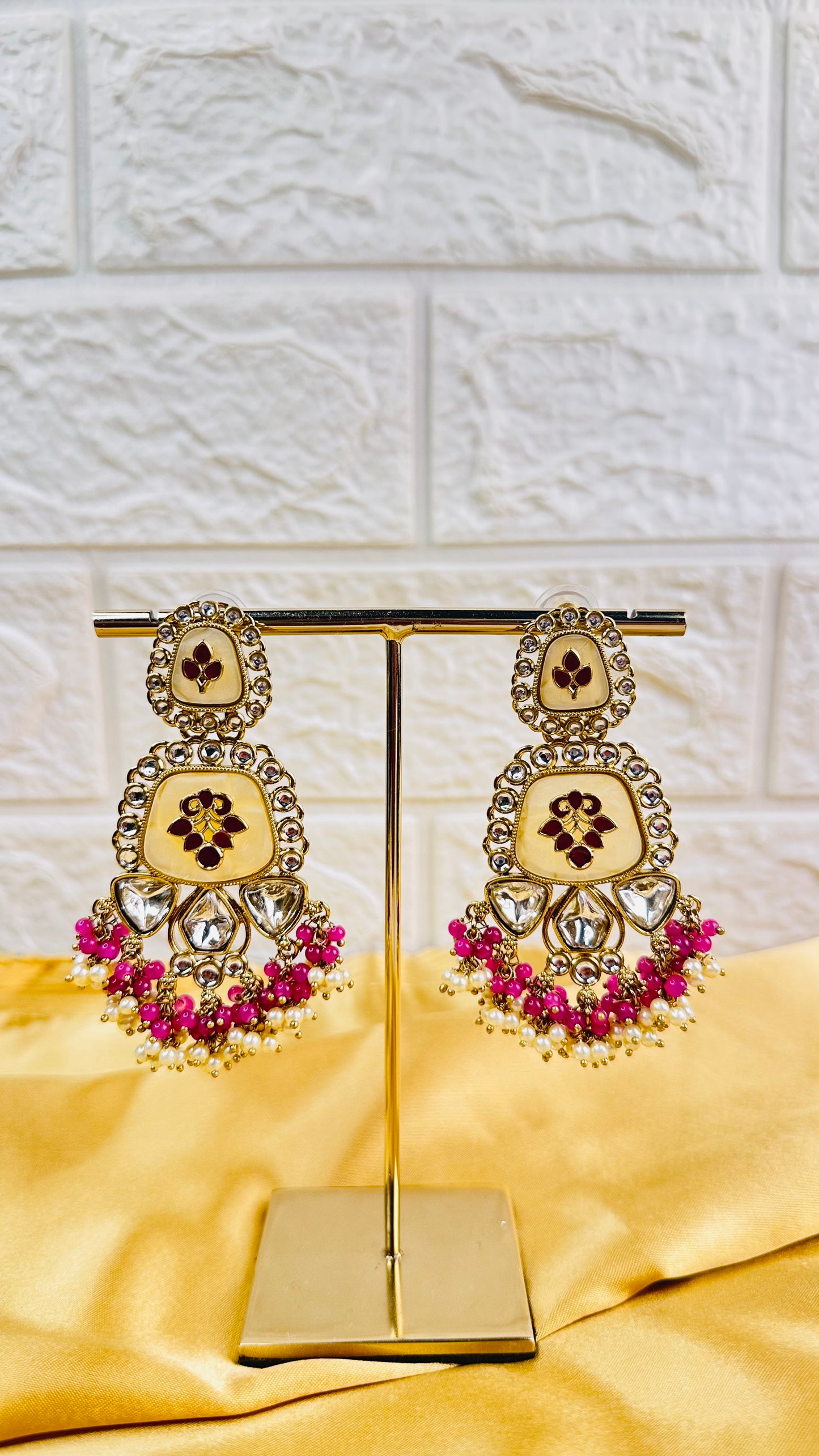 Gulnaz Kundan Chandbali