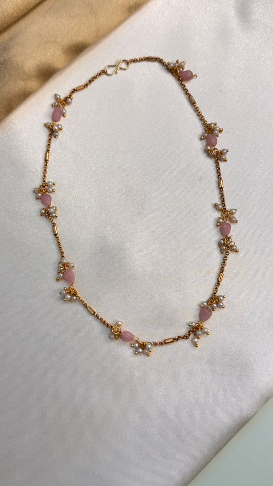 Single layer pink chain