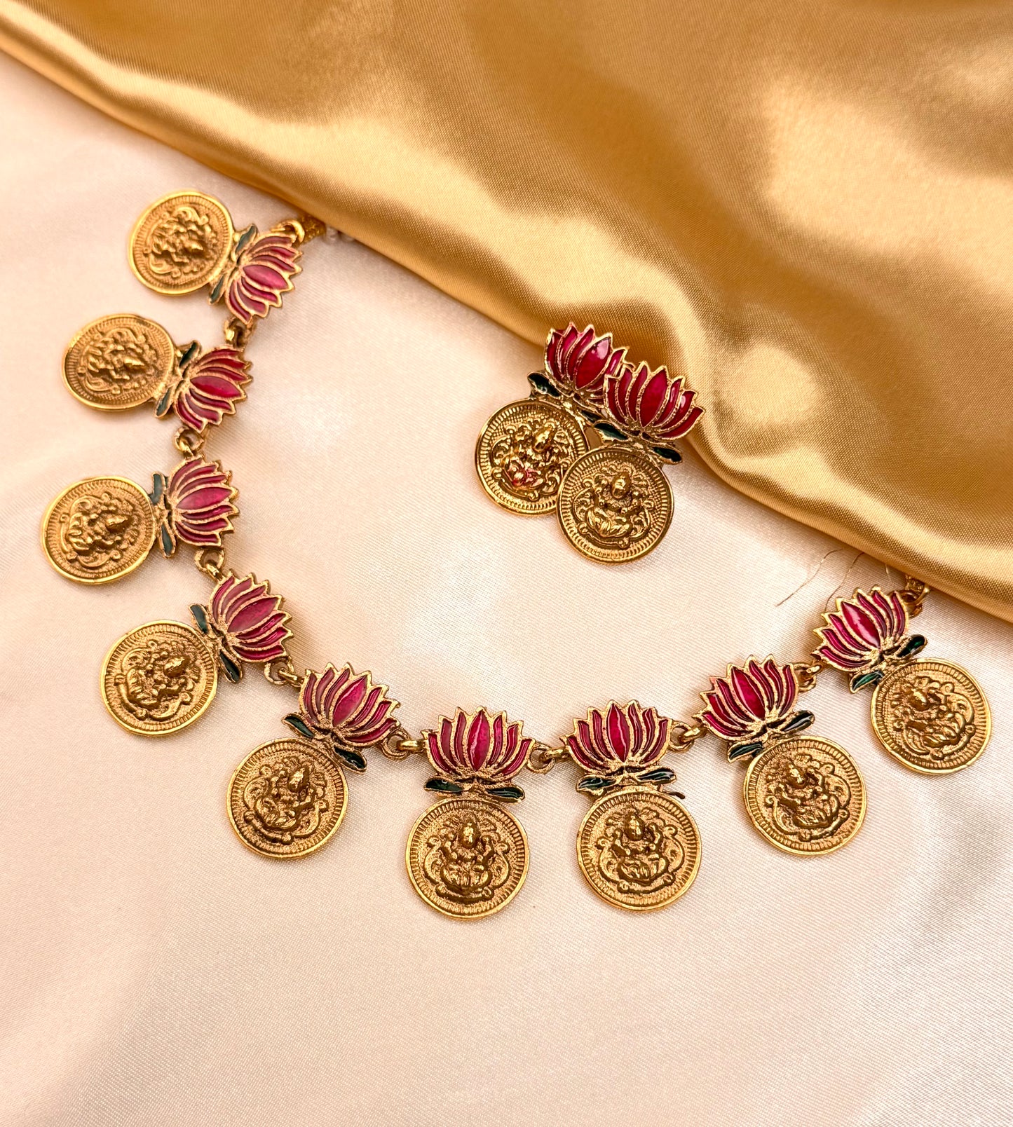 Kashi Lekshmi Drop Necklace Set