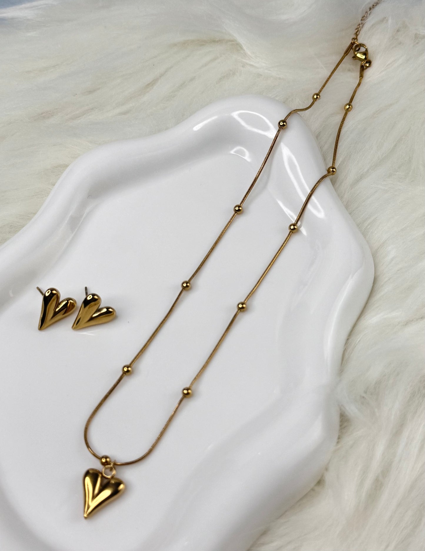 Love chain set