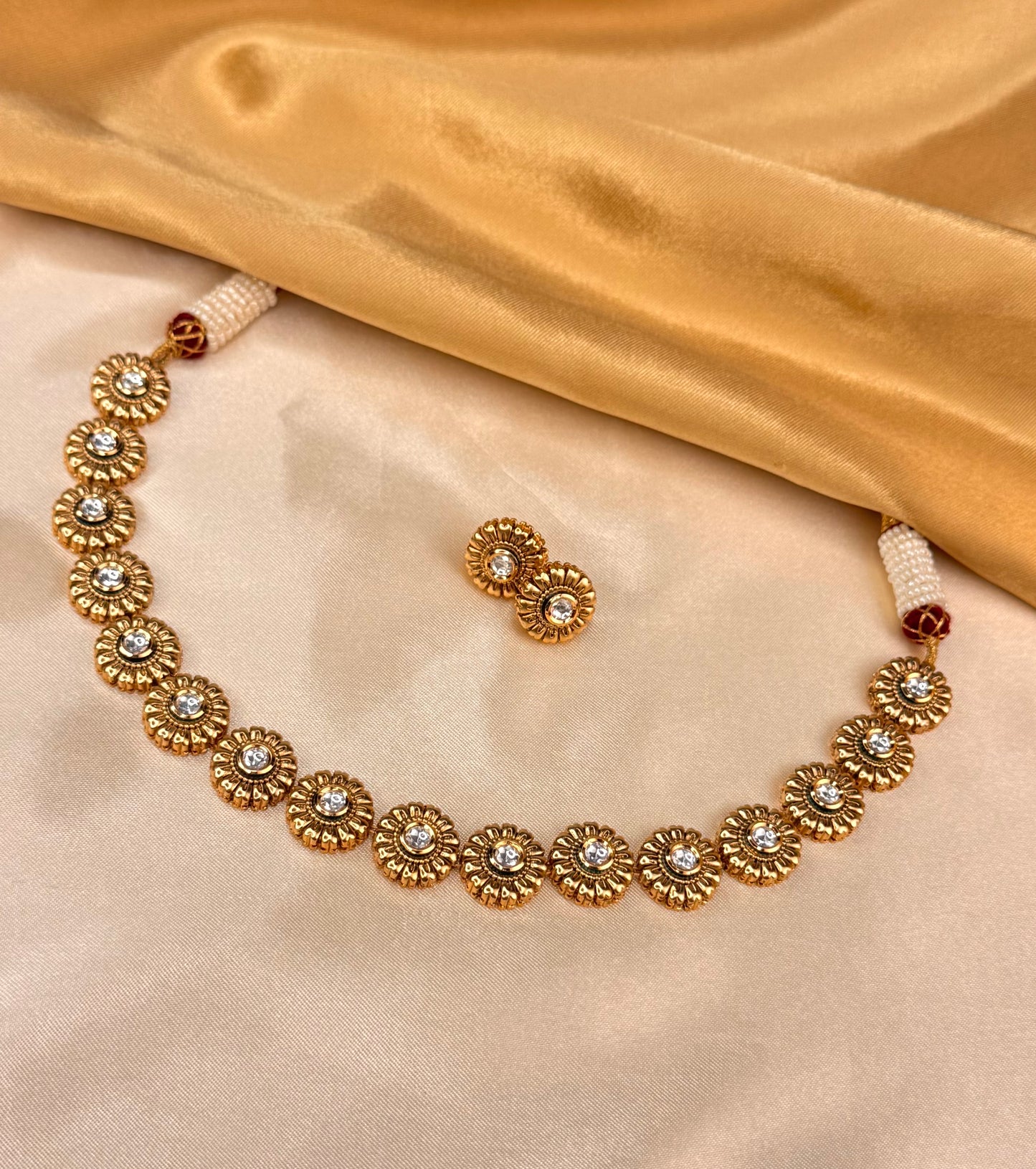 Flower  Moissonite Kundan Necklace Set