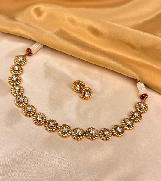Flower  Moissonite Kundan Necklace Set