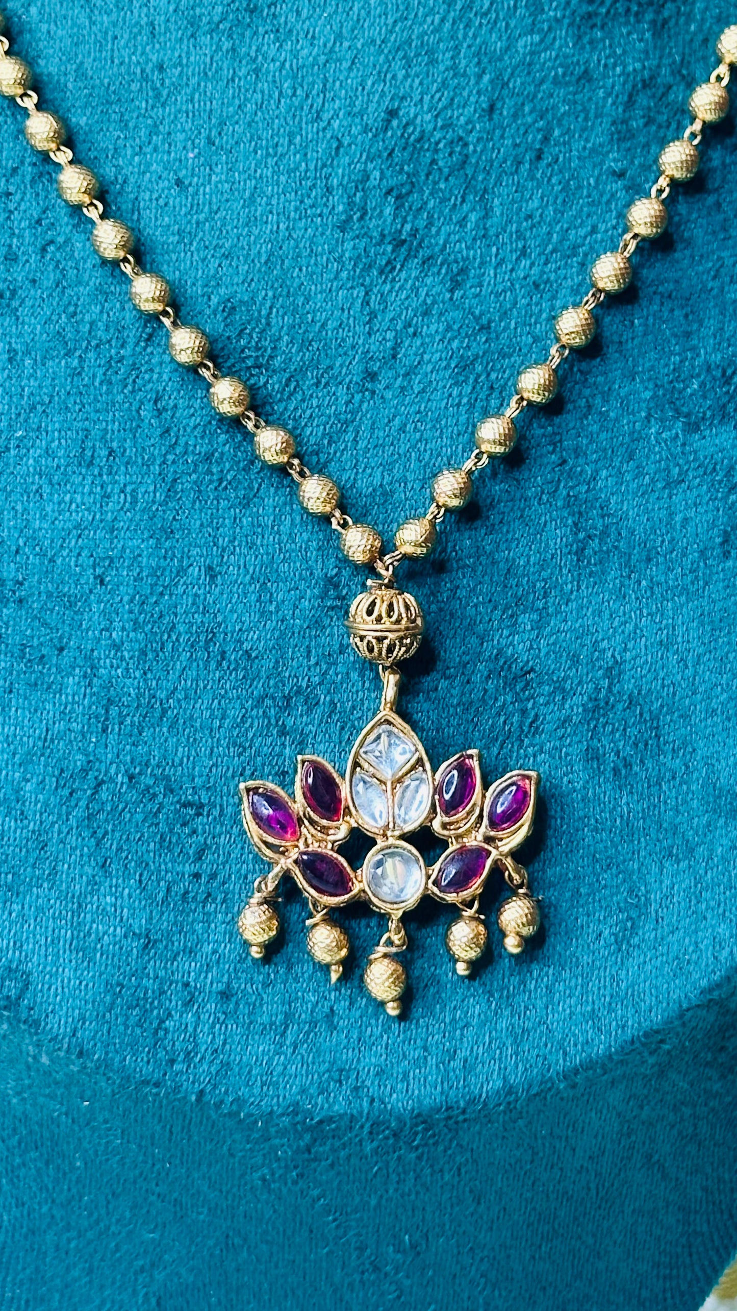 Lotus chain Set