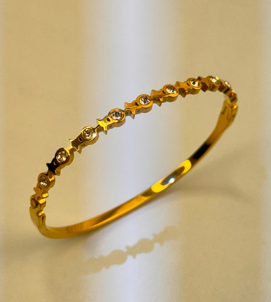 Thin stone layer openable bangle