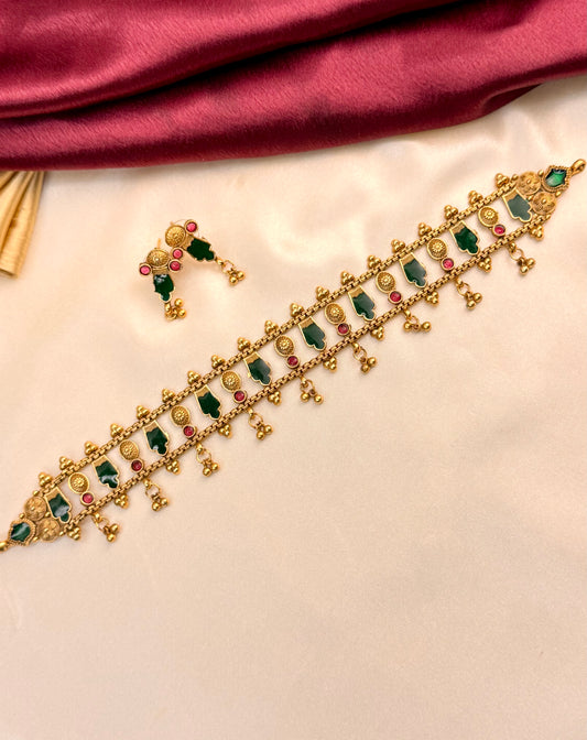 Non idol Palakka Drop Choker Set