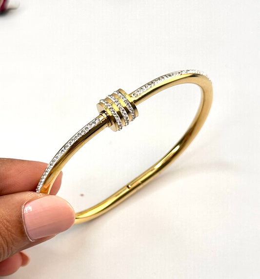 Single pattern Openable Bangle