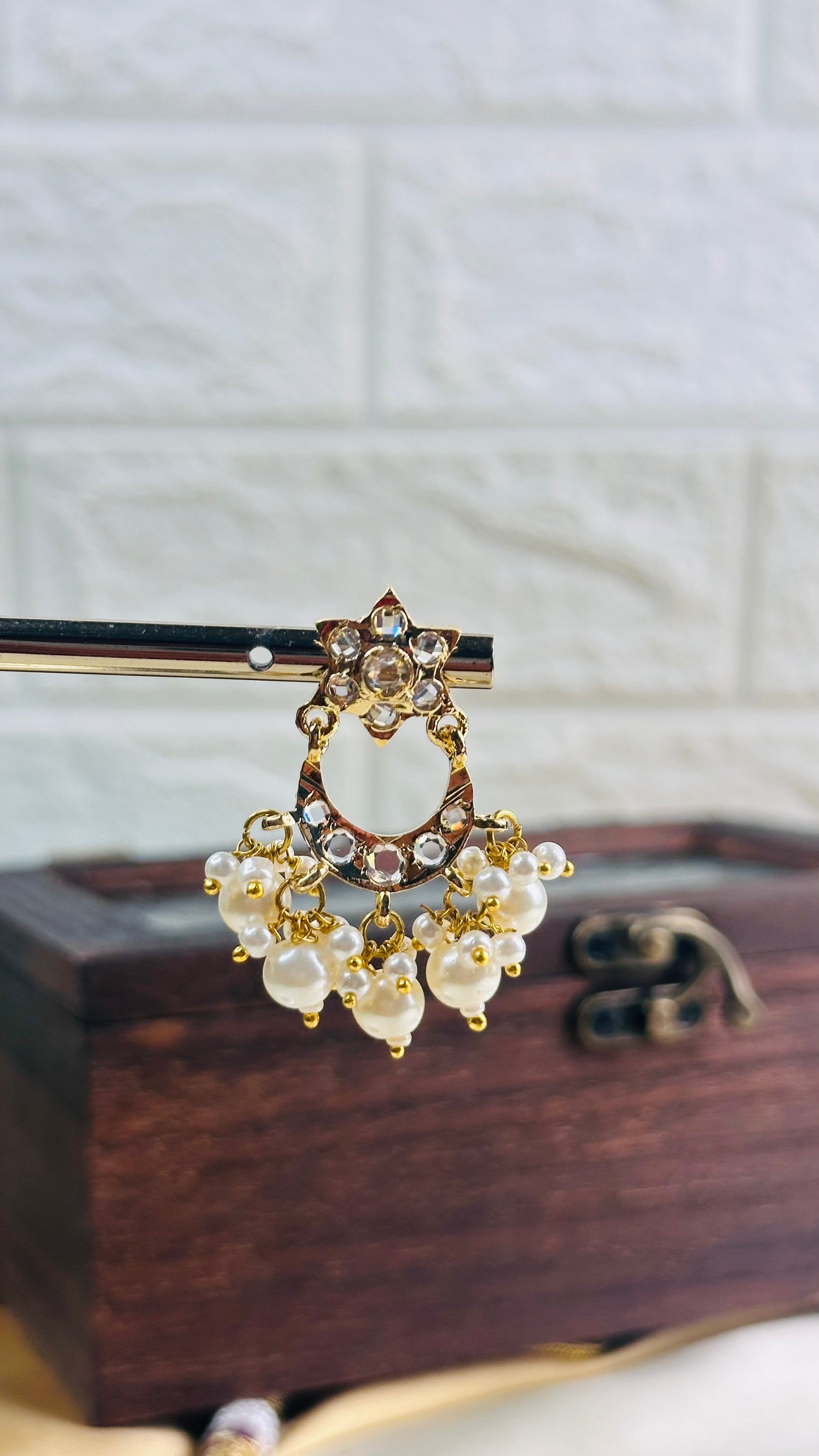 Mughal Chandini Necklace Set-Offwhite