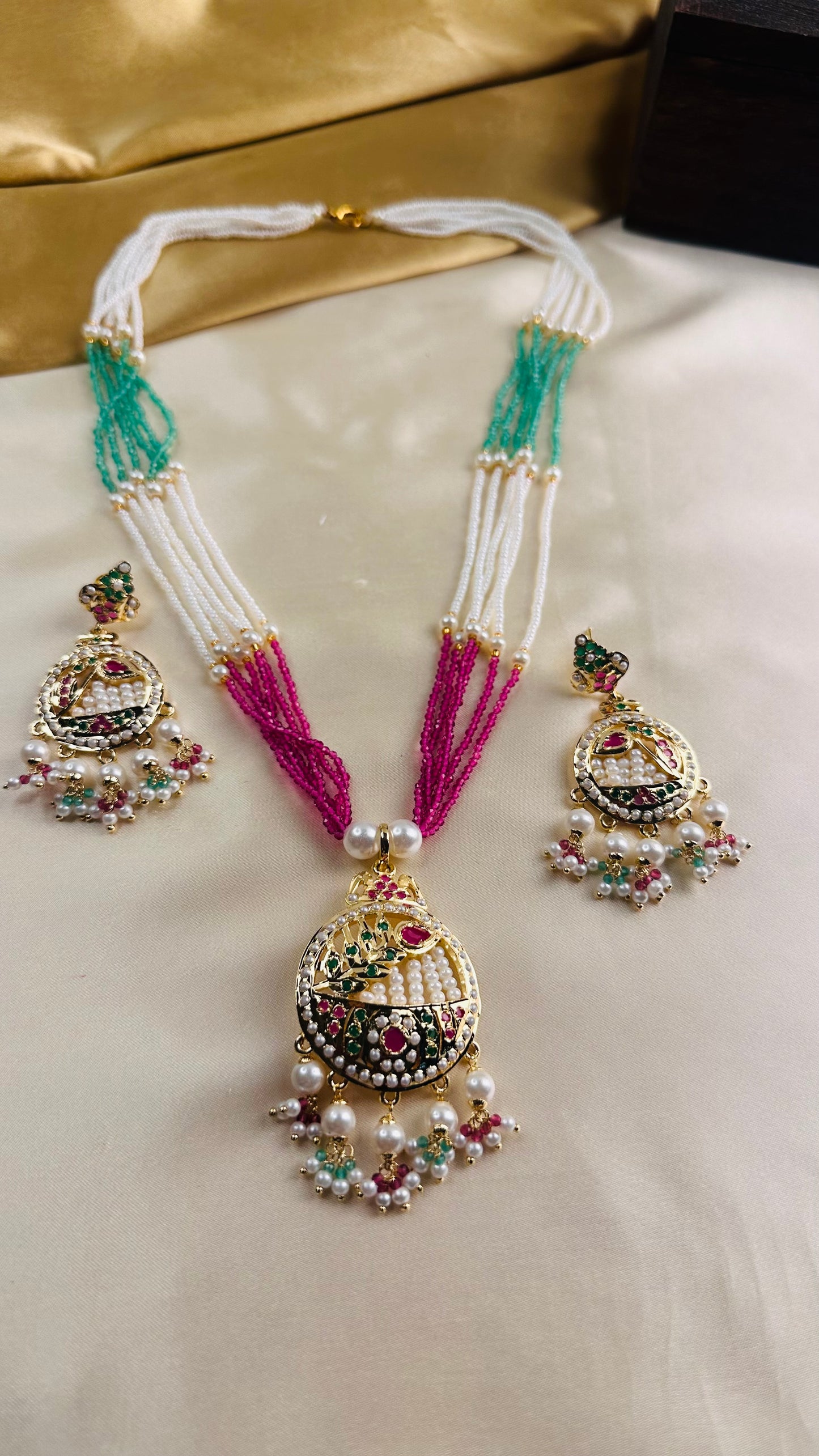 Began pearl Jadau Haram green purple