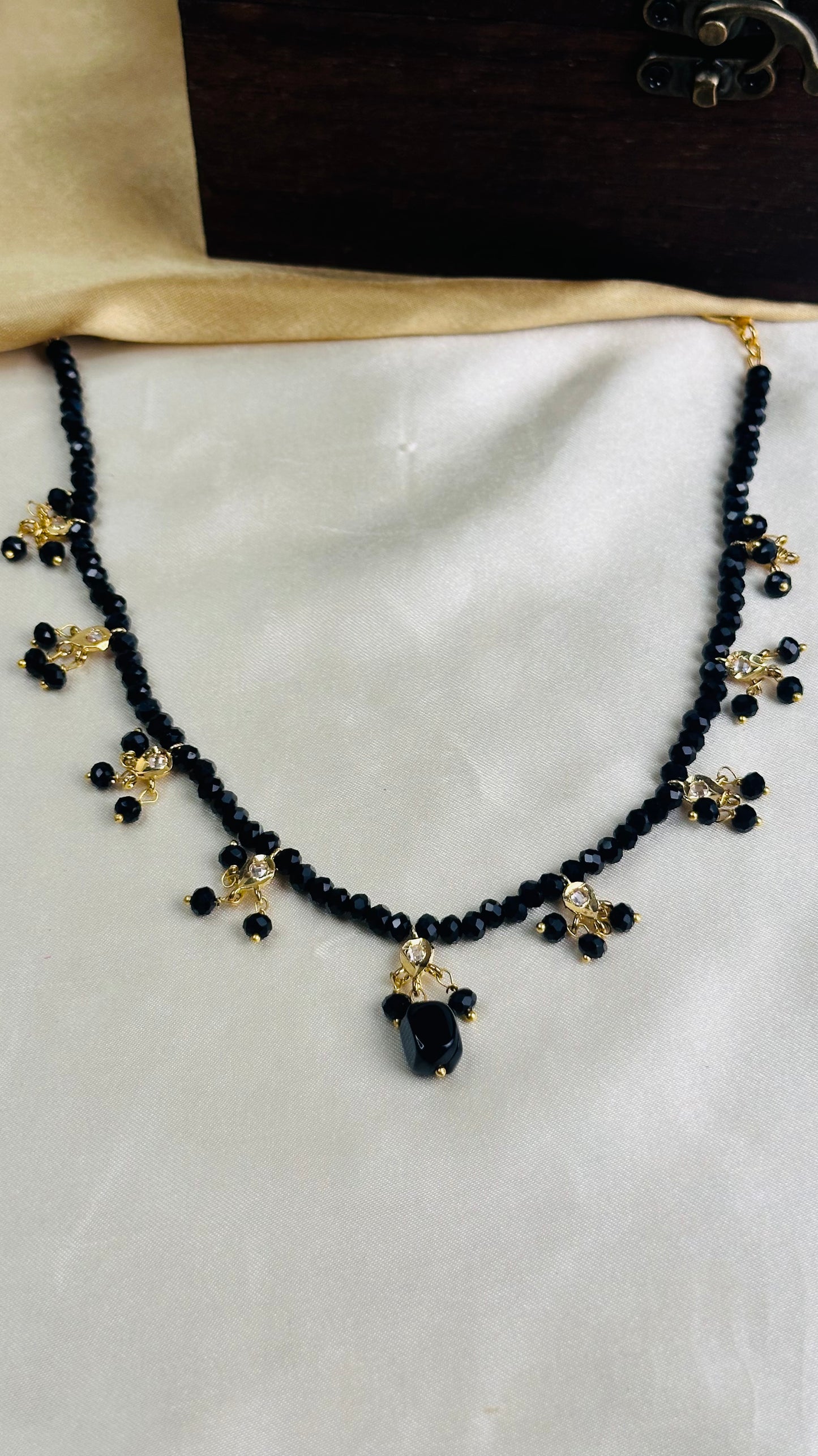 Bead Drop Necklace Black