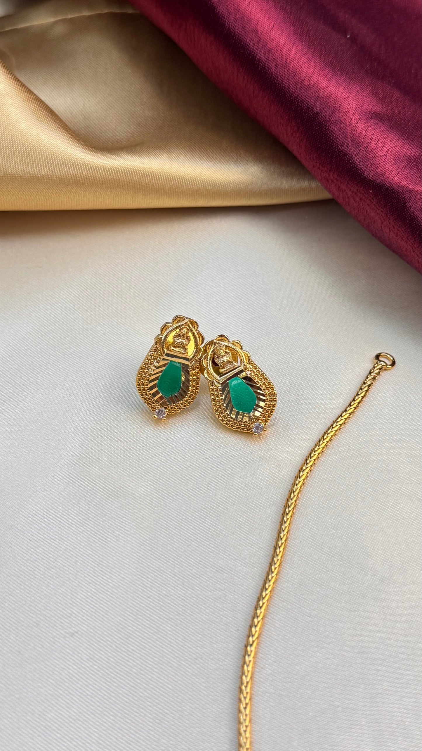 Palakka Pendant Short haram set