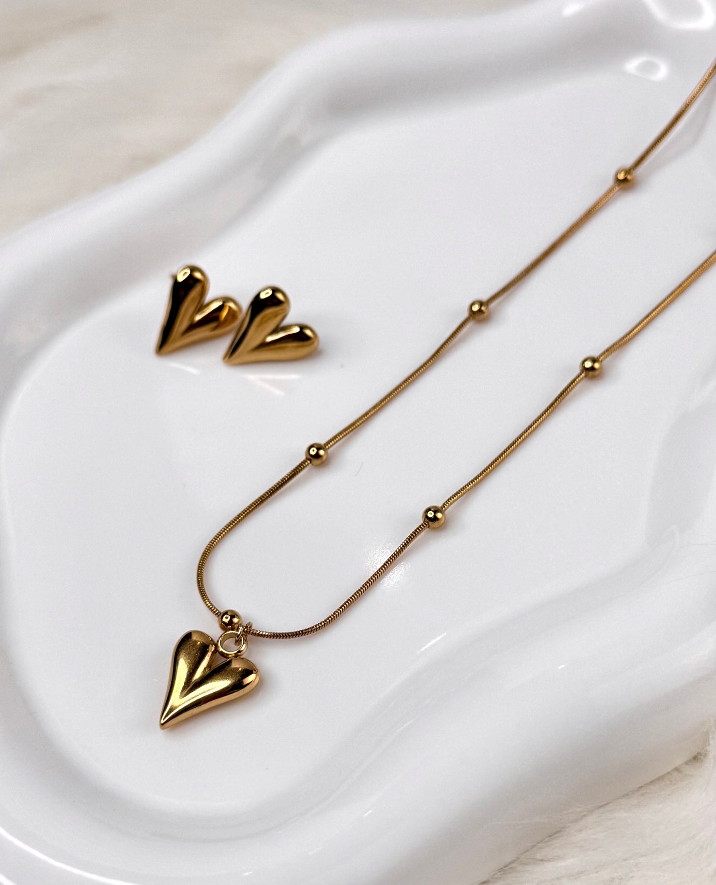 Love chain set