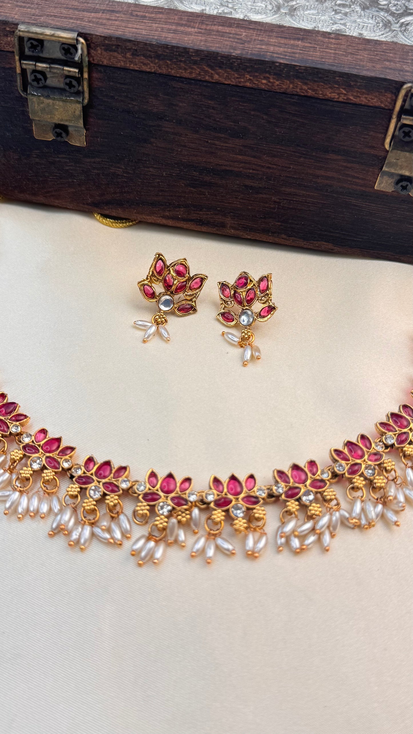 Lotus Pearl Drop necklace set