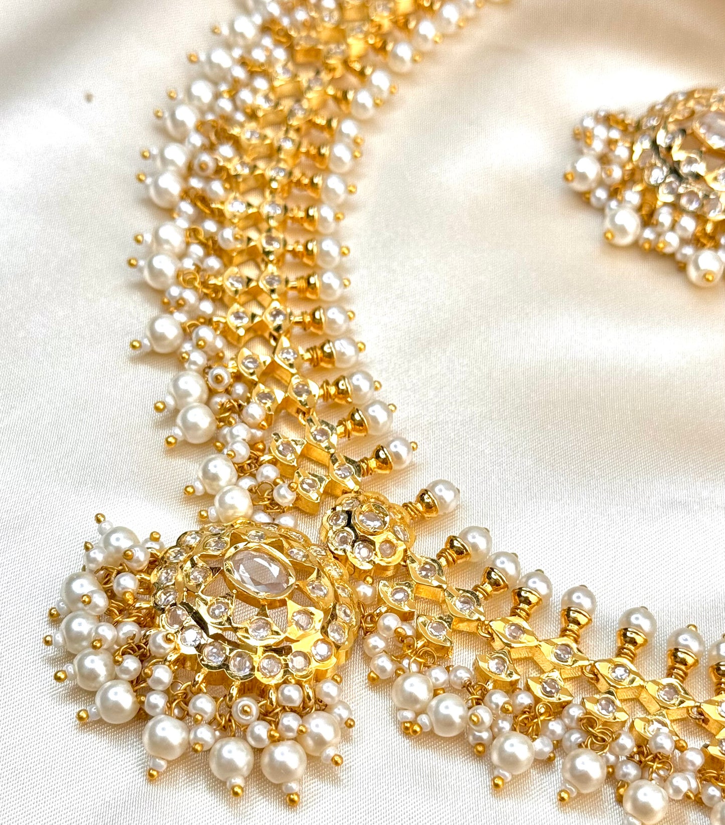 Premium Rajasthani Pearl Necklace Set