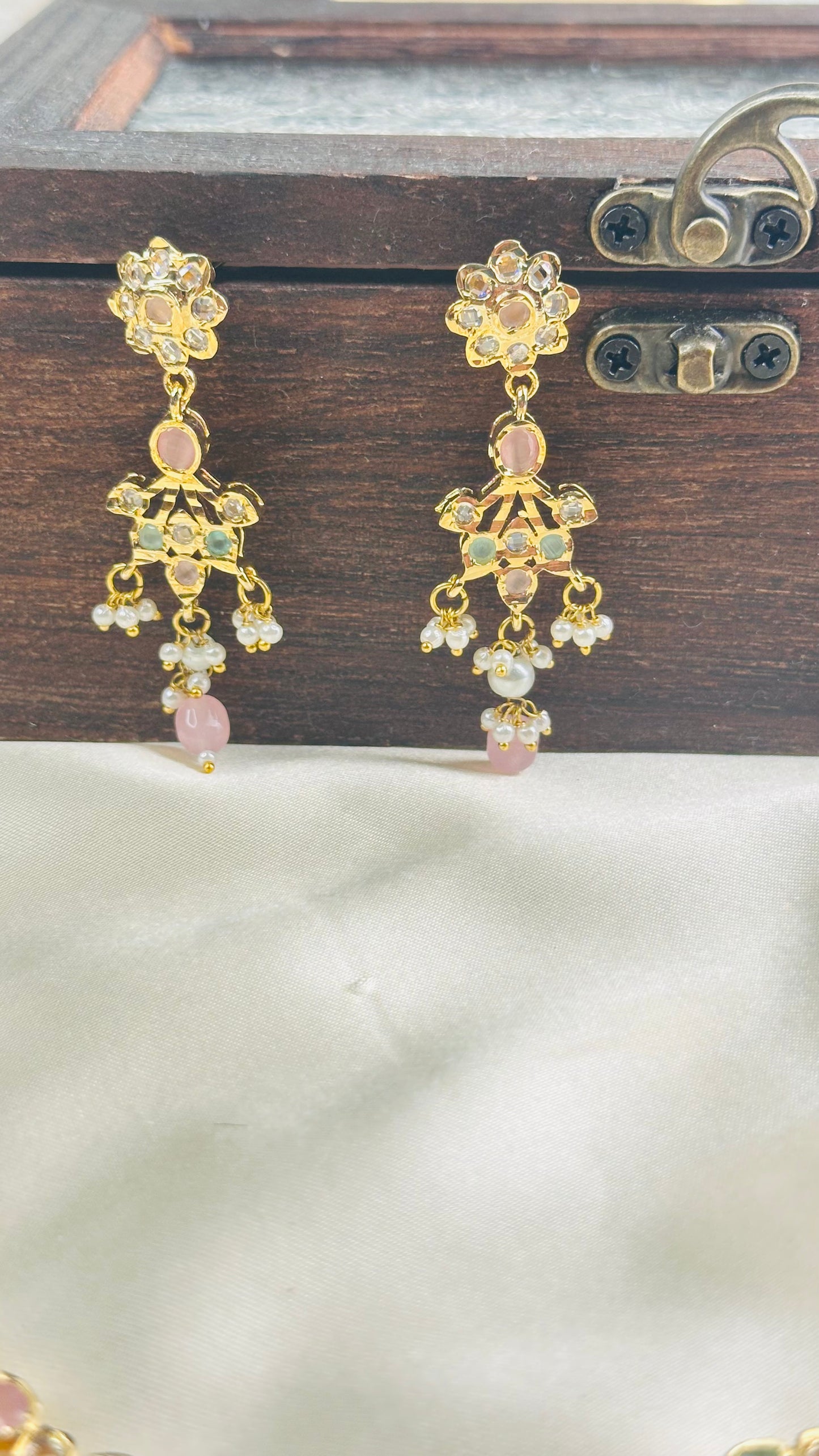 Multi Jadau Necklace Set