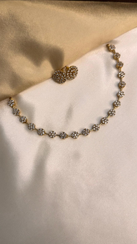 AD Flower Necklace Set