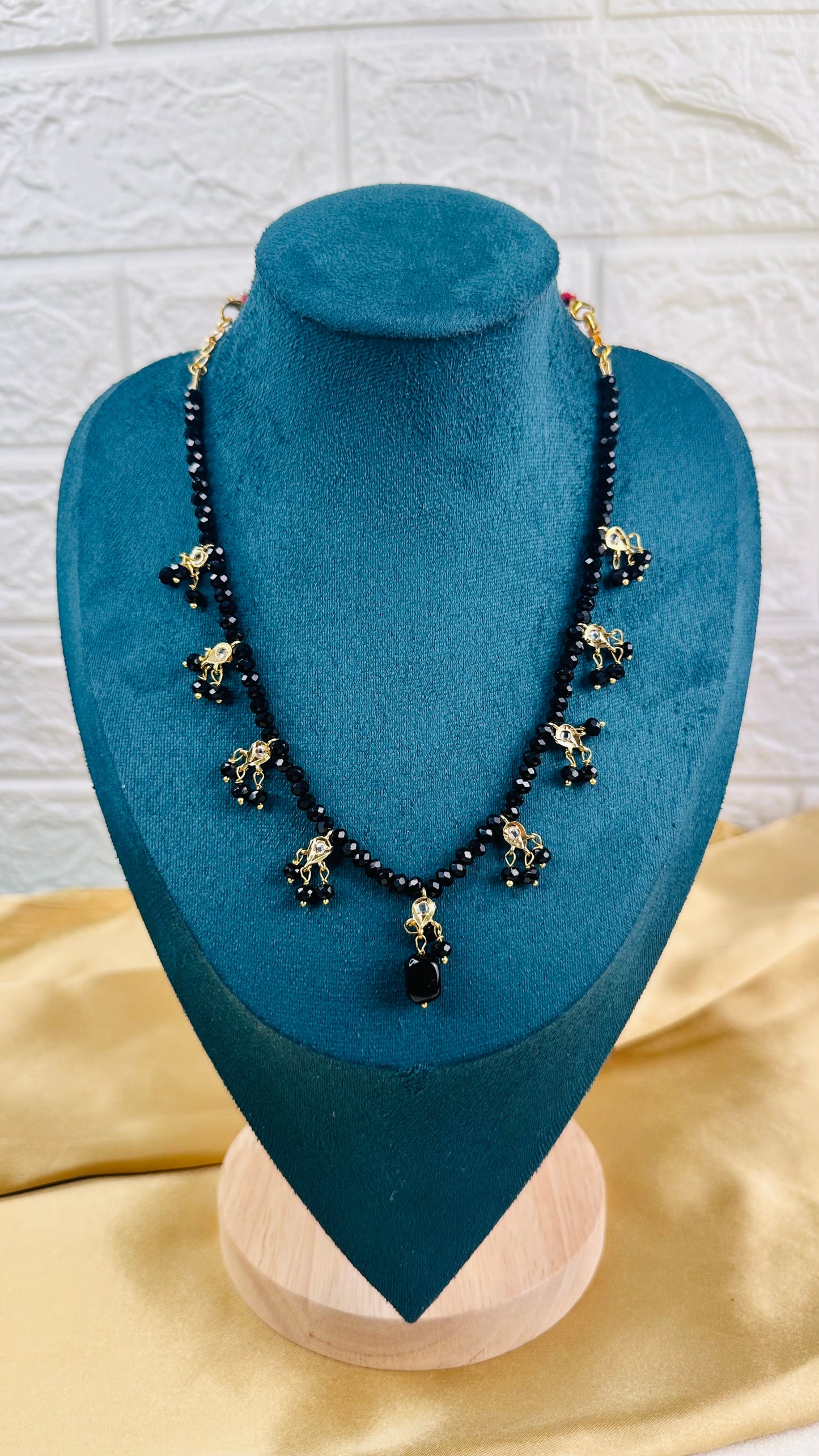 Bead Drop Necklace Black