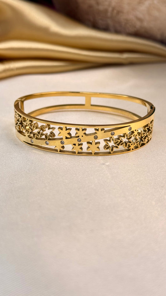 Flower drop Openable Bangle