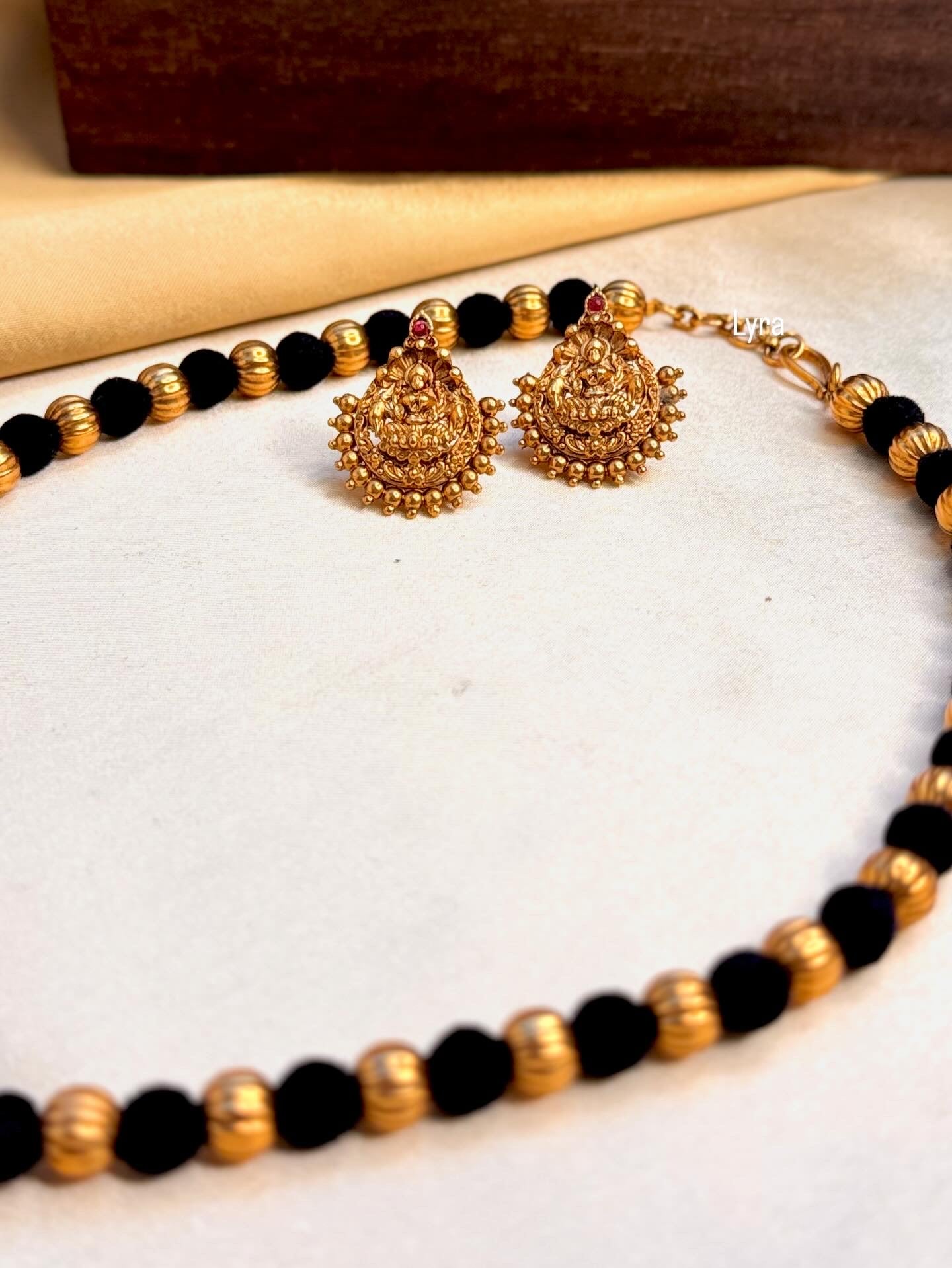 Black and golden Devi Necklace Set